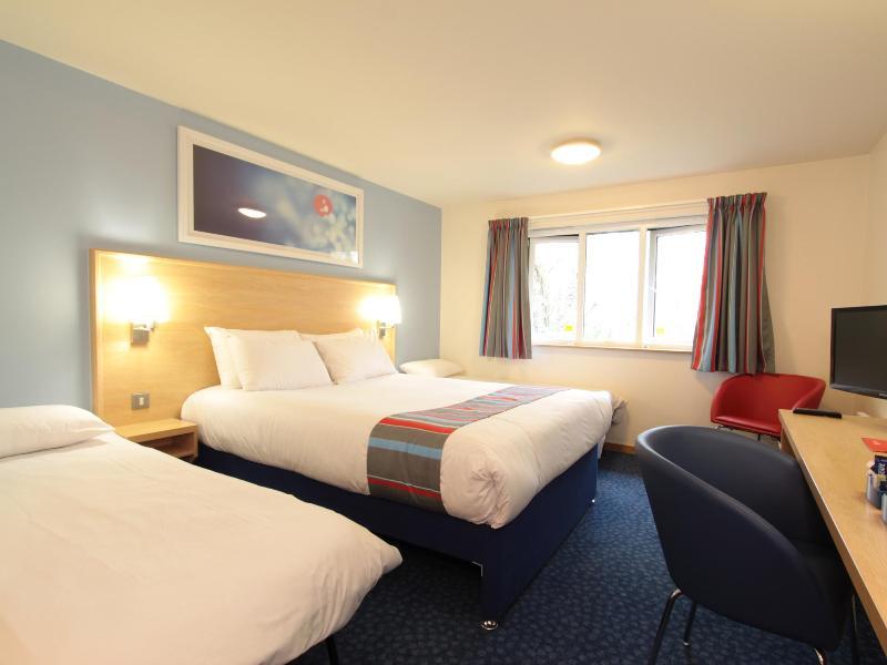 Travelodge Manchester Birch M62 Eastbound Heywood Exterior foto